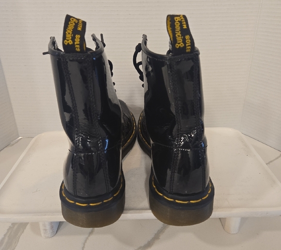 Dr. Martins Womens Black Patent Leather Combat Boots Size 7 - Picture 4 of 9